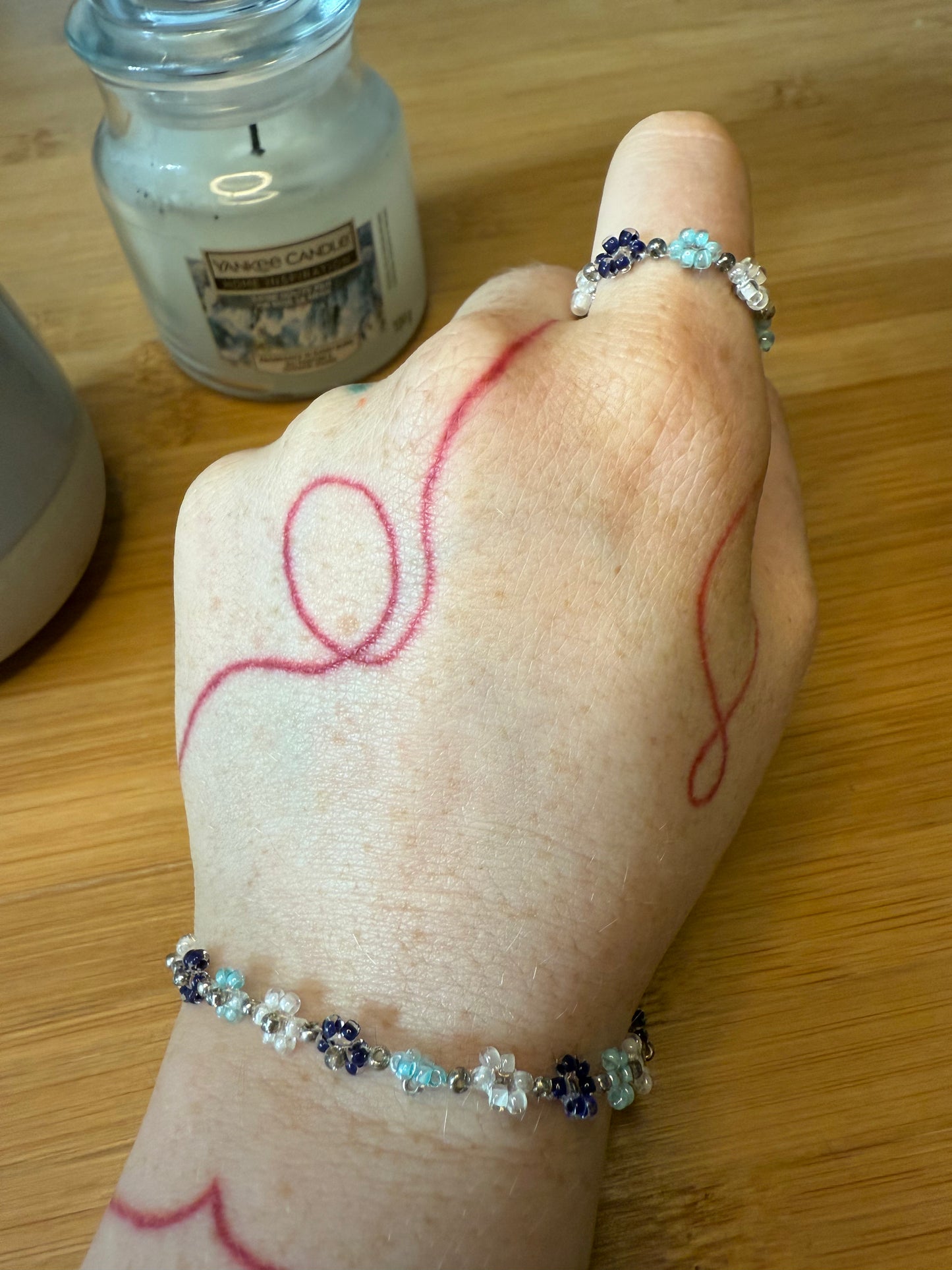 Korálkový set prstýnek a náramek