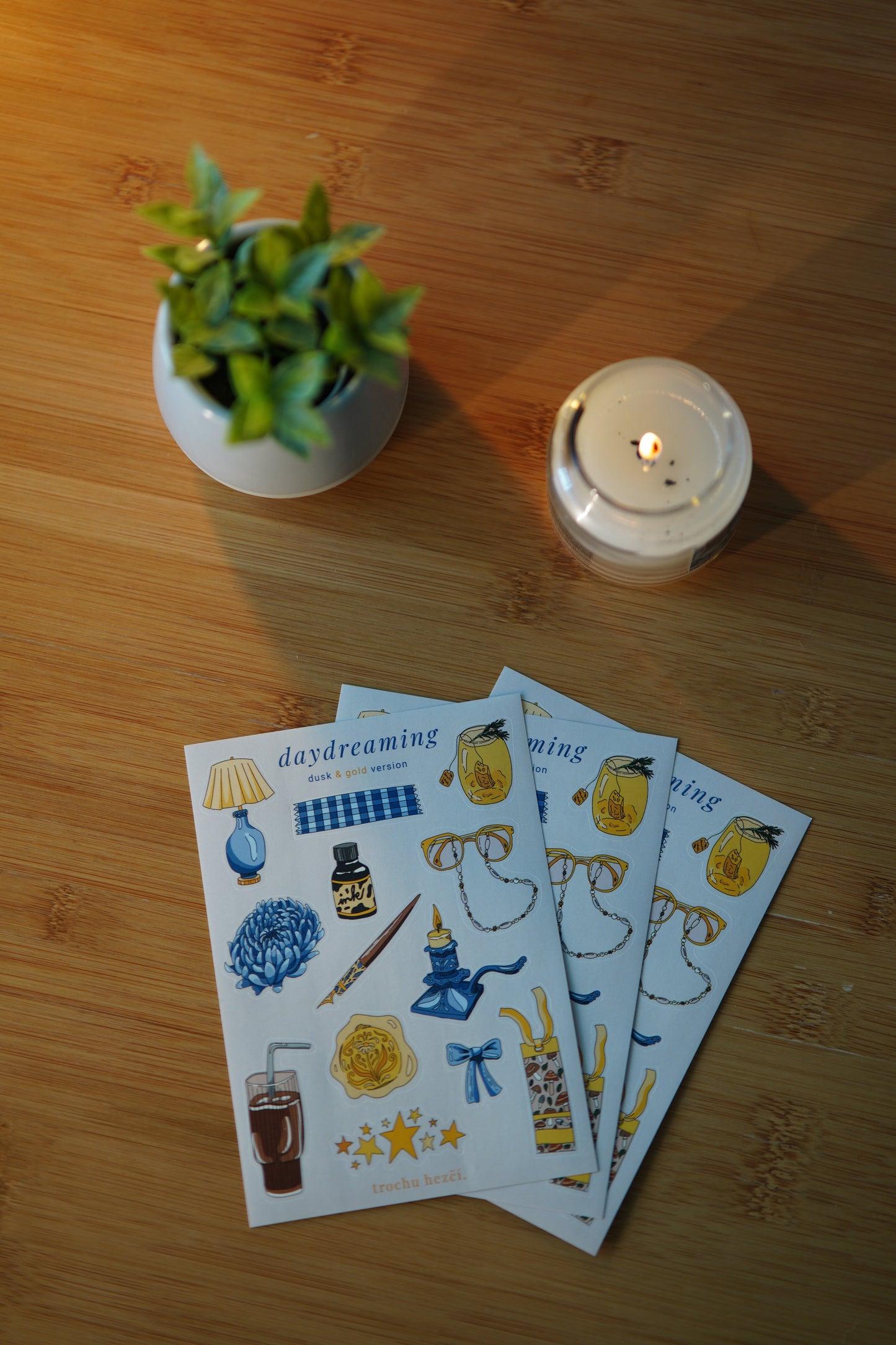 Samolepky Daydreaming dusk & gold version
