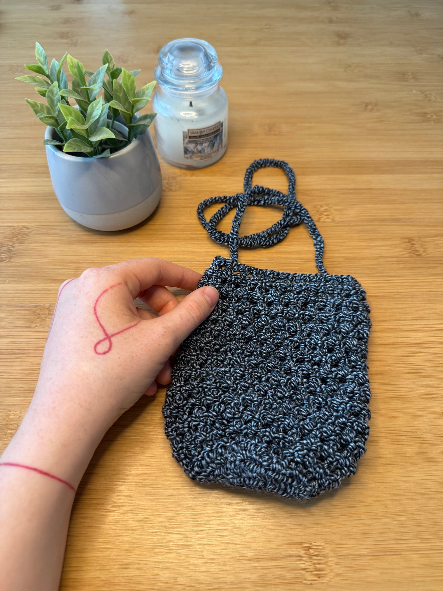 Modrá taška na láhev