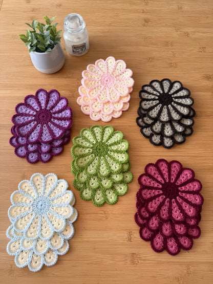 Háčkované podšálky různé barvy