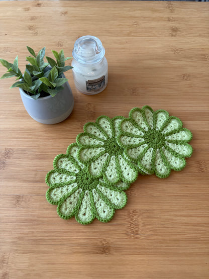 Háčkované podšálky různé barvy