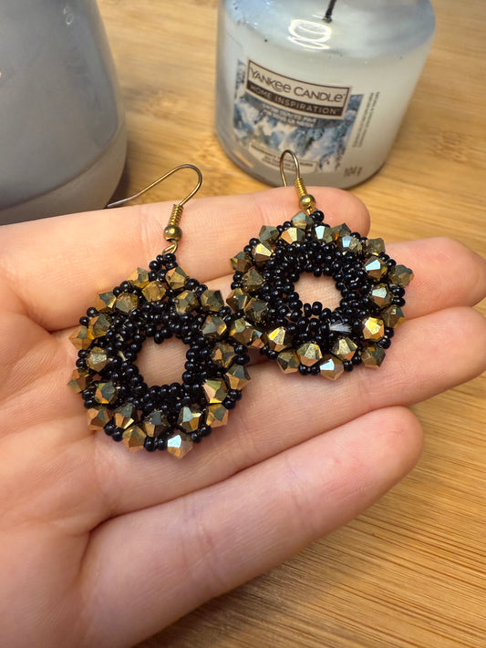 Korálkové náušnice různé druhy