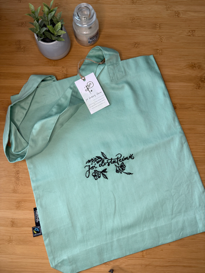 Měkká plátěná taška s výšivkou (tři barvy)