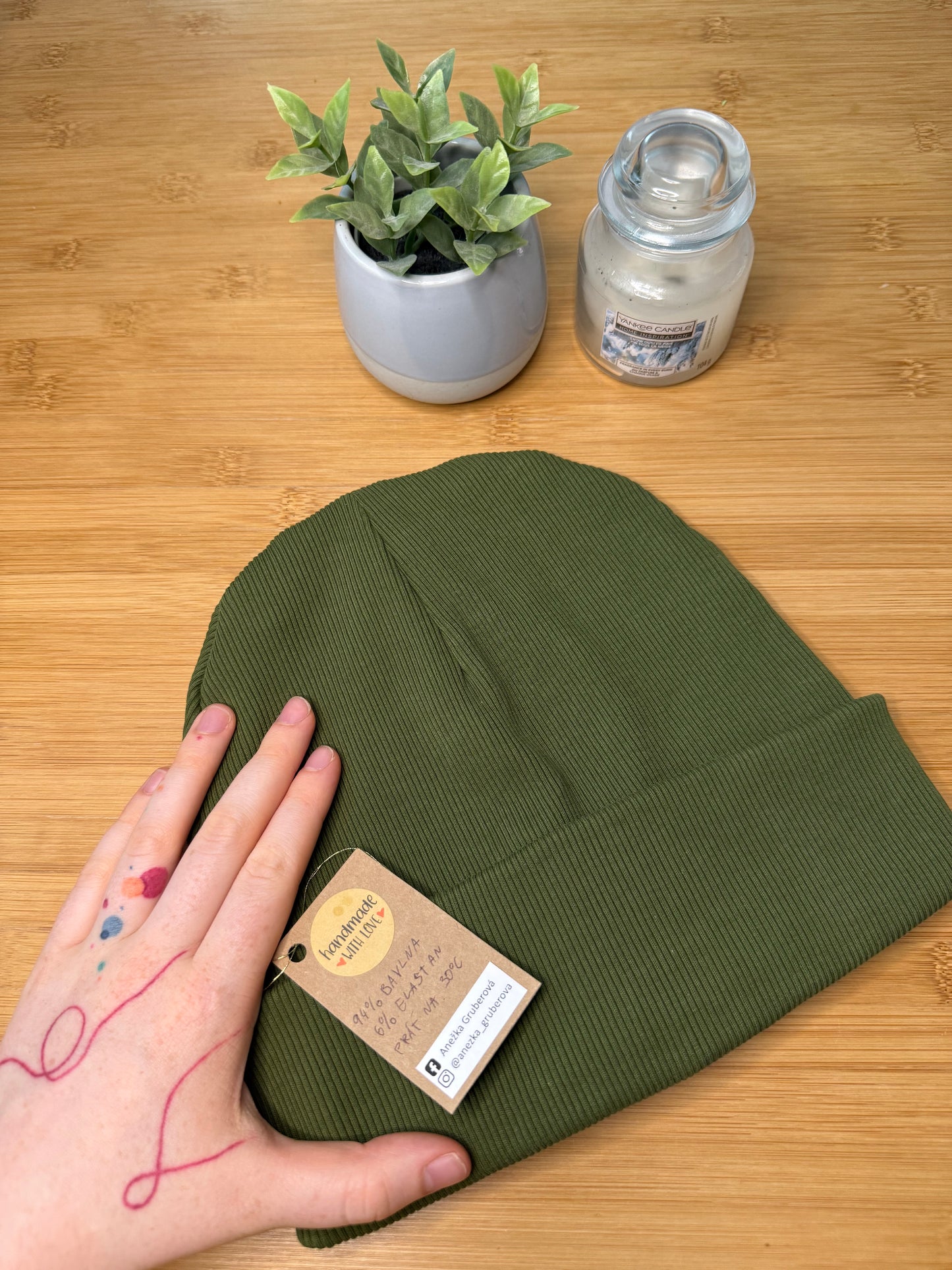 Bavlněná čepice různé barvy