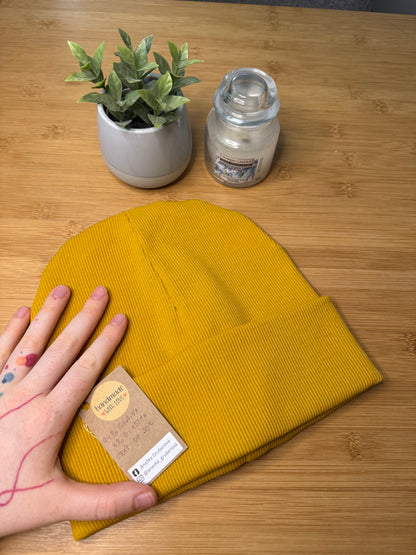 Bavlněná čepice různé barvy