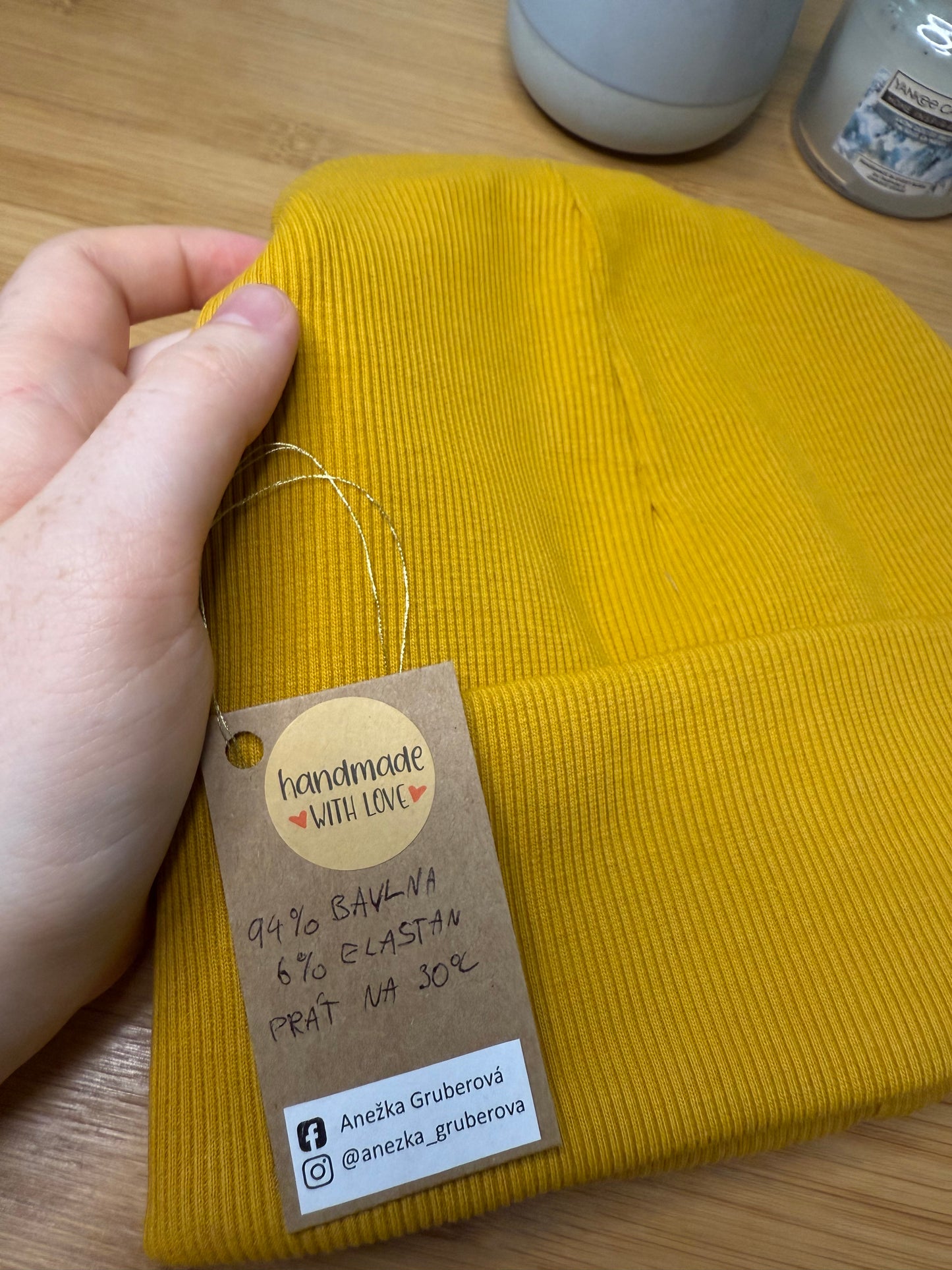 Bavlněná čepice různé barvy