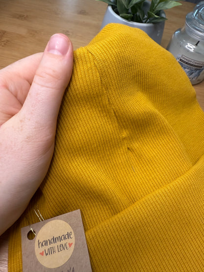 Bavlněná čepice různé barvy