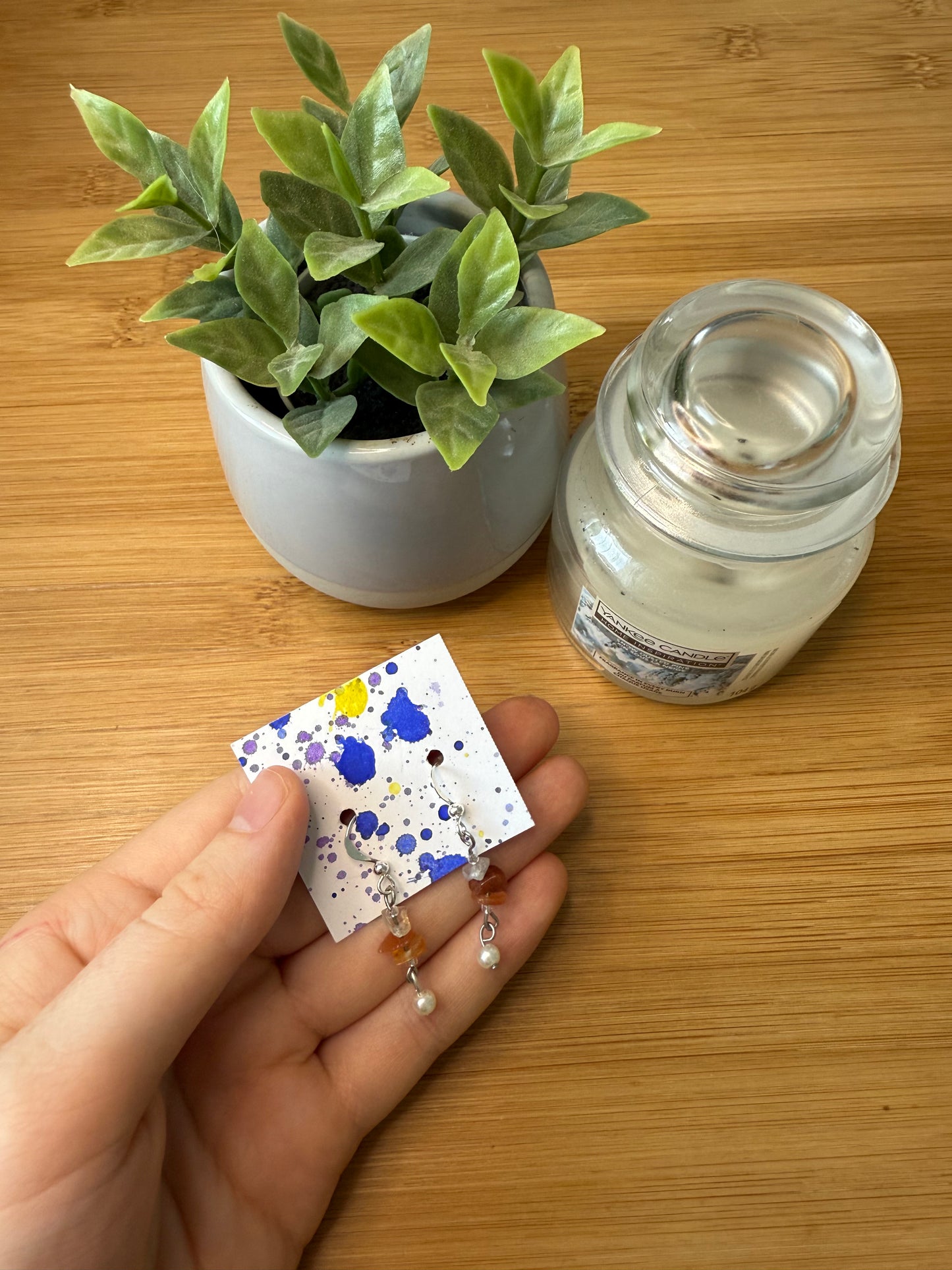 Visací náušnice s kamínky a perličkou