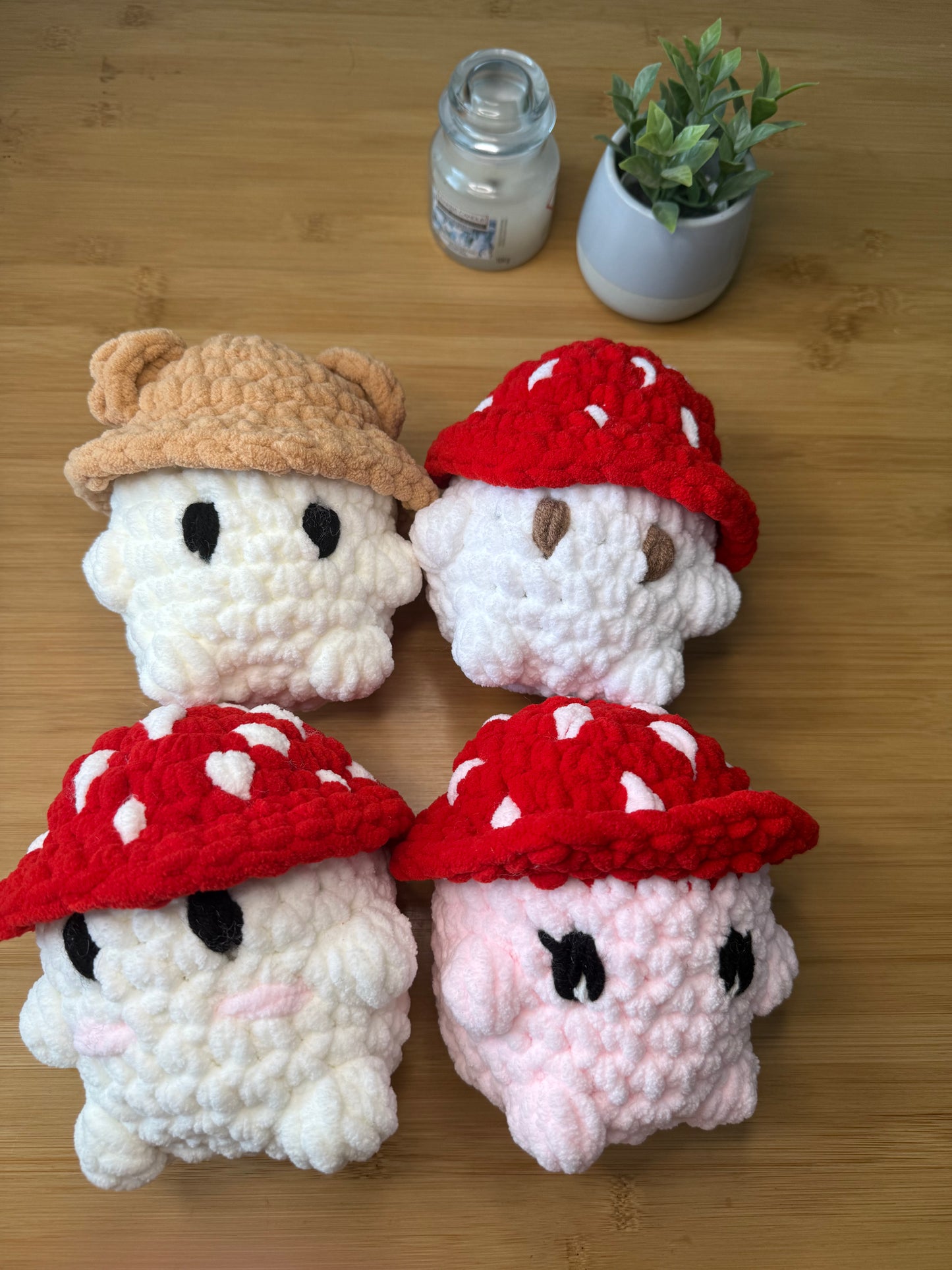 Muchomůrkoví panáčci ručně háčkované hračky