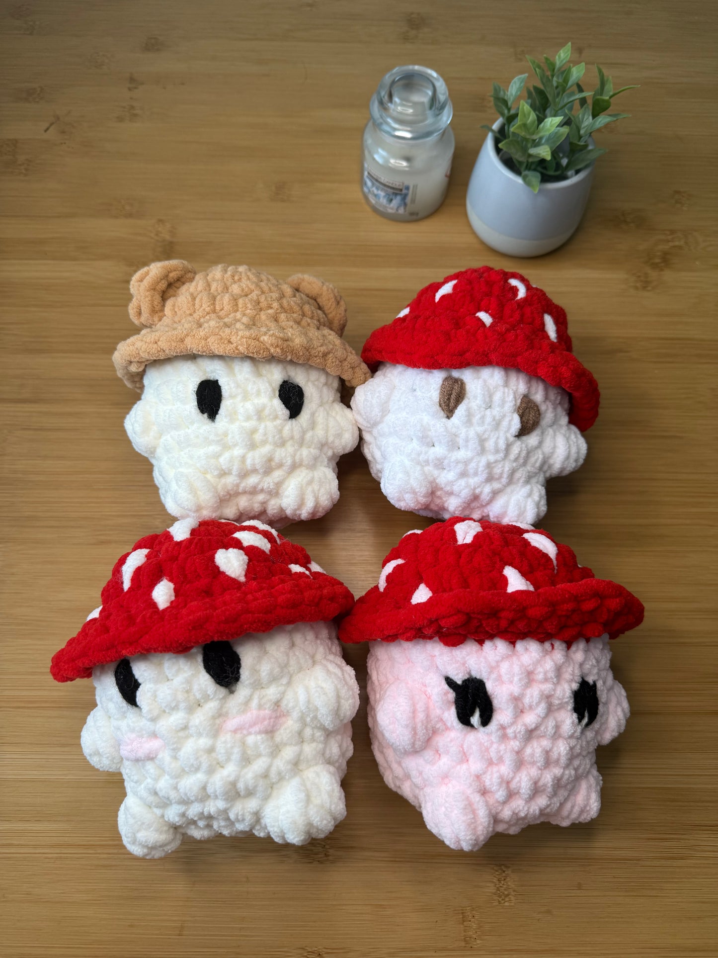 Muchomůrkoví panáčci ručně háčkované hračky