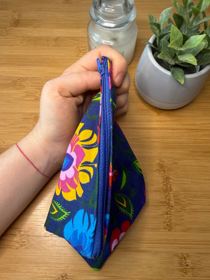 A5 taštička s hvězdičkami, s květinami