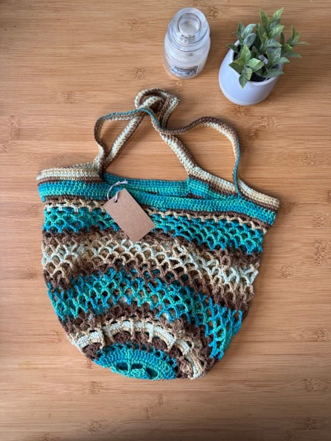 Háčkovaná síťovka (dvě barvy)